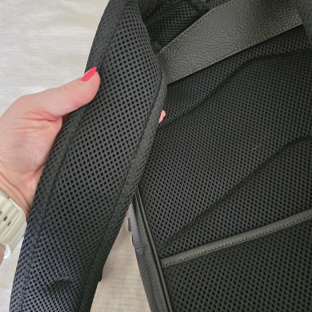 Coach Backpack - Picture 5 of 9